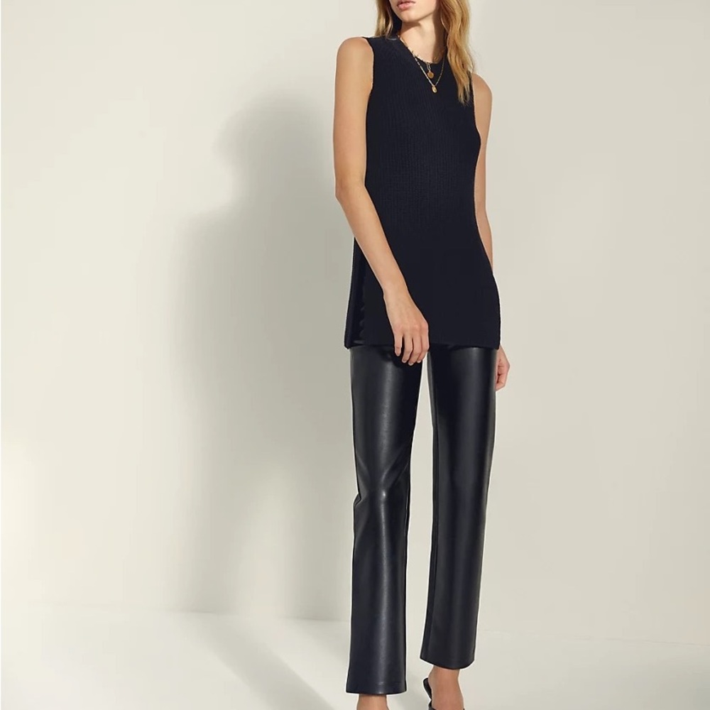 Aritzia Wilfred palmier sleevless split side sweater